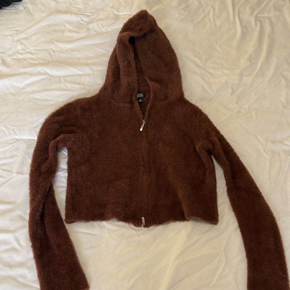 BDG Plush Hooded Zip Crop Jacket - Chestnut Brown